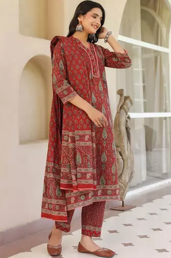 Maroon Ethnic Motifs Printed Pleated Cotton  Kurta Trouser Set With Dupatta