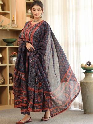 Blue Ethnic Motifs Printed Pleated Cotton Kurta Trouser Set With Dupatta 3