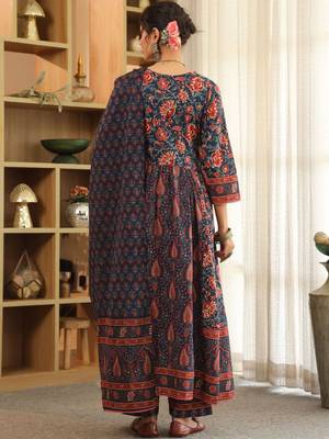 Blue Ethnic Motifs Printed Pleated Cotton Kurta Trouser Set With Dupatta 4