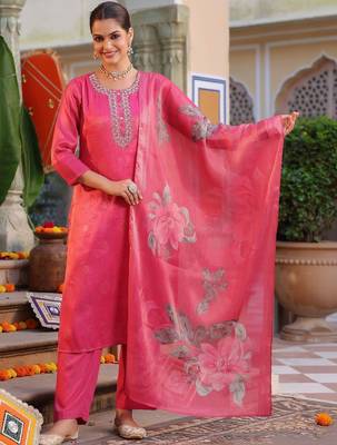 Pink Floral Printed Cotton Kurta Trouser Set With Dupatta 1