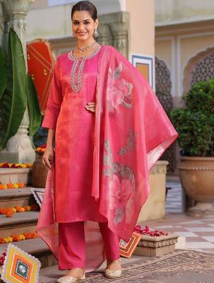 Pink Floral Printed Cotton Kurta Trouser Set With Dupatta 7