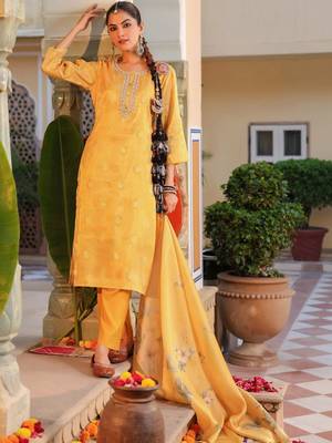 Yellow Women Ethnic Motifs Printed Chanderi Cotton Kurta with Trousers & Dupatta Set 3