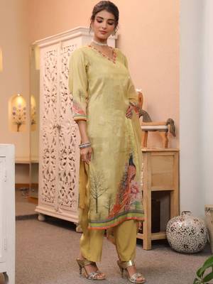 Gold Yellow Women Ethnic Motifs Printed Chanderi Cotton Kurta with Trousers & Dupatta Set 3