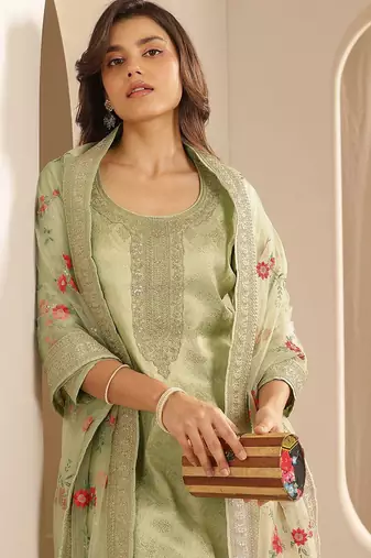 Green Ethnic Motifs Floral Embroidered Zari Straight Kurta with Trousers & Dupatta