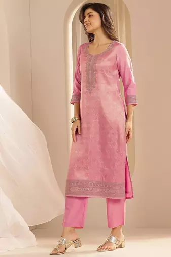 Pink Ethnic Motifs Floral Embroidered Zari Straight Kurta with Trousers & Dupatta