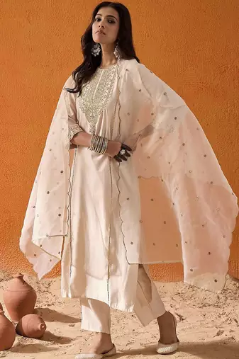 Women Kurta Sets