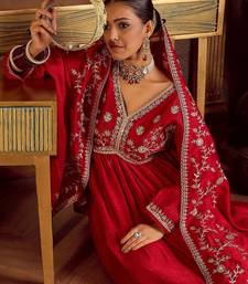 Women Floral Embroidered Empire Kurta with Trousers & With Dupatta