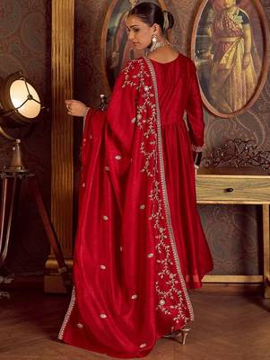 Women Floral Embroidered Empire Kurta with Trousers & With Dupatta 6