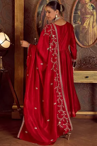 Women Floral Embroidered Empire Kurta with Trousers & With Dupatta