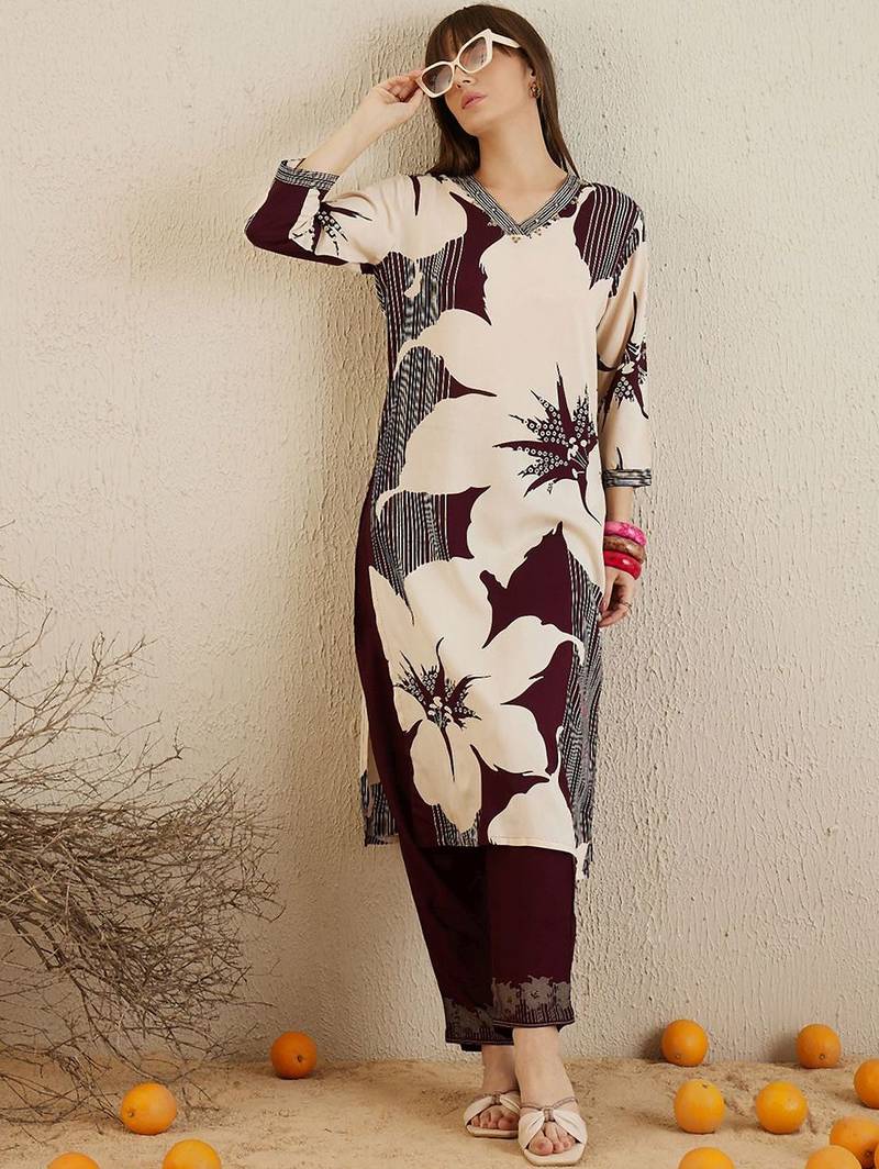 Women Floral Printed Regular Sequinned Kurta with Palazzos