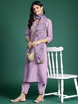 Ethnic Motifs Embroidered Kurta with Trousers & With Dupatta 8