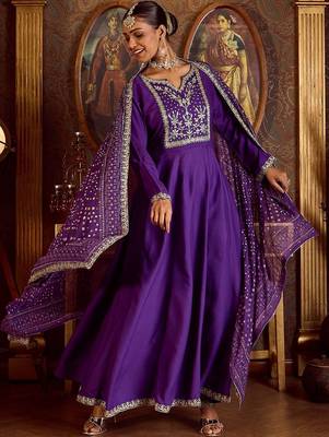 Ethnic Motifs Embroidered Sequinned Kurta with Trousers & Dupatta 1