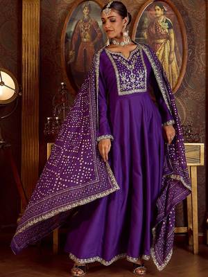 Ethnic Motifs Embroidered Sequinned Kurta with Trousers & Dupatta 3