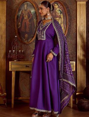 Ethnic Motifs Embroidered Sequinned Kurta with Trousers & Dupatta 4