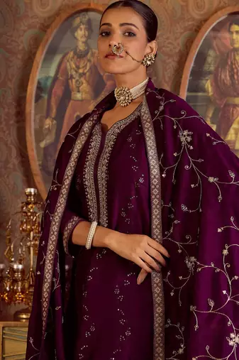 Floral Embroidered Zari Kurta with Trousers & Dupatta