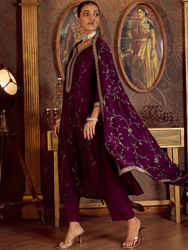 Floral Embroidered Zari Kurta with Trousers & Dupatta