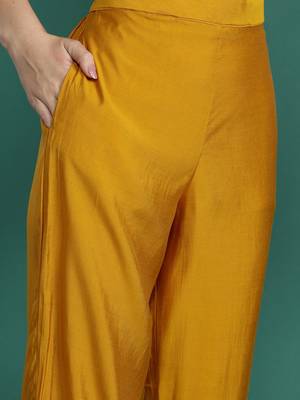 Women Ethnic Motifs Embroidered Gotta Patti Kurta with Trousers & Dupatta 3