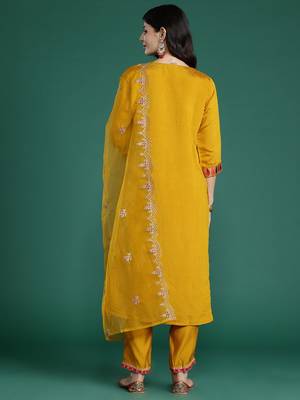 Women Ethnic Motifs Embroidered Gotta Patti Kurta with Trousers & Dupatta 6