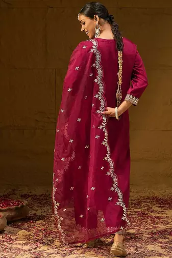 Ethnic Motifs Embroidered Gotta Patti Straight Kurta With Trousers & Dupatta