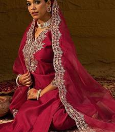 Ethnic Motifs Embroidered Thread Work Liva Straight Kurta With Trousers & Dupatta