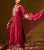 Ethnic Motifs Embroidered Thread Work Liva Straight Kurta With Trousers & Dupatta