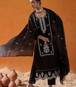 Floral Embroidered Straight Thread Work Kurta with Trousers & Dupatta