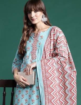 Floral Printed Pure Cotton Kurta With Trousers & Dupatta 2