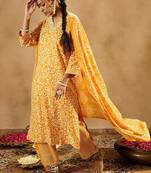 Floral Printed Thread Work Straight Kurta With Trousers & Dupatta