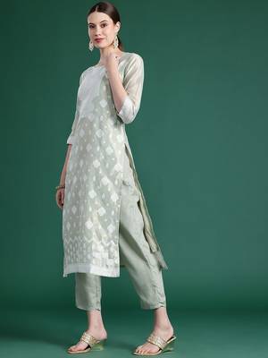 Woven Design Kurta With Trousers & Dupatta 5