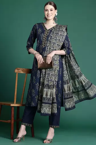 Floral Printed Pure Cotton Kurta With Trousers & Dupatta