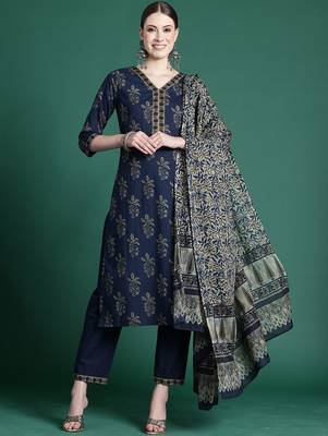 floral printed  cotton kurta with trousers & dupatta 5