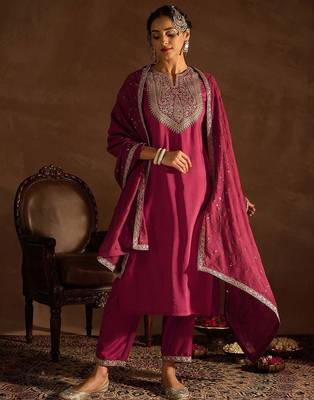 Red Floral Embroidered Regular Kurta with Trousers & Dupatta 1