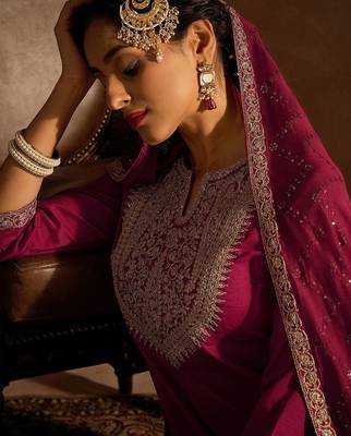 Red Floral Embroidered Regular Kurta with Trousers & Dupatta 2
