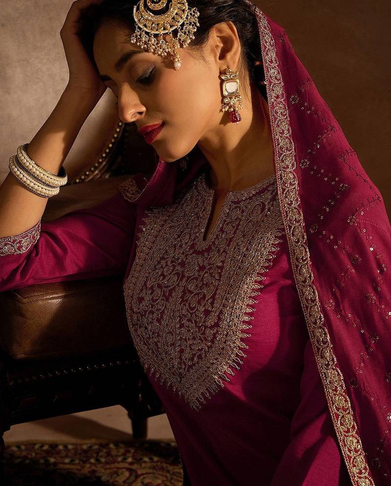 Red Floral Embroidered Regular Kurta with Trousers & Dupatta