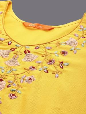 Floral Embroidered Regular Sequinned Liva Kurta with Palazzos & With Dupatta 2
