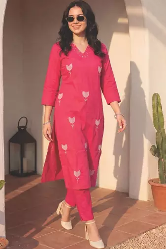 Women Floral Embroidered Regular Pure Cotton Kurta with Trousers