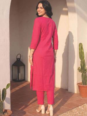 Women Floral Embroidered Regular Pure Cotton Kurta with Trousers 4