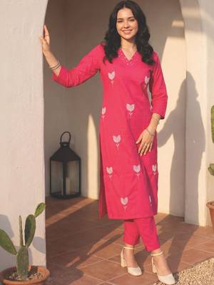 Women Floral Embroidered Regular Pure Cotton Kurta with Trousers 6