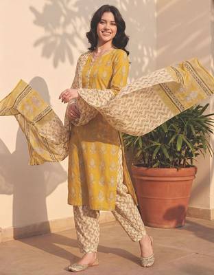 Women Ethnic Motifs Printed Regular Pure Cotton Kurta with Salwar & With Dupatta 2