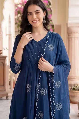 Women Ethnic Motifs Embroidered Pleated Thread Work Kurta with Trousers & With Dupatta
