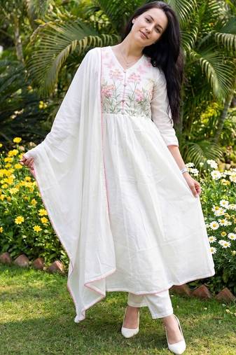 women floral embroidered empire thread work  cotton kurta with trousers & with dupatta