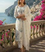 Women Floral Embroidered Regular Thread Work Pure Cotton Kurta with Trousers & With Dupatta