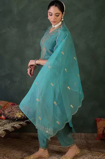 Women Ethnic Motifs Embroidered Regular Zari Kurta with Trousers & Dupatta