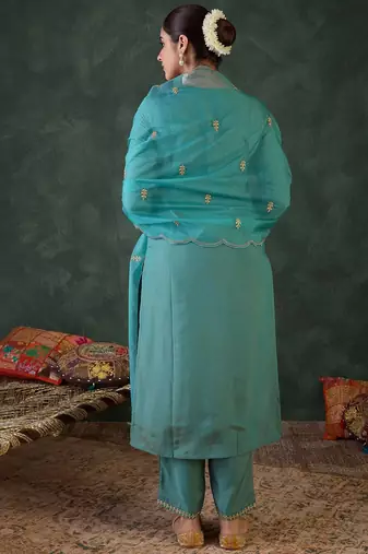 Women Ethnic Motifs Embroidered Regular Zari Kurta with Trousers & Dupatta