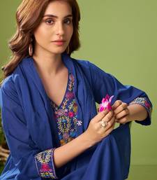 Women Floral Embroidered Cotton Kurta with Trousers & Dupatta