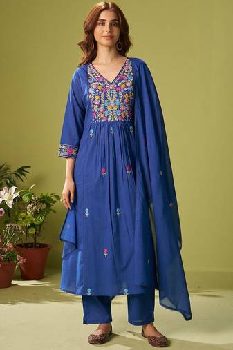 Women Floral Embroidered Cotton Kurta with Trousers & Dupatta