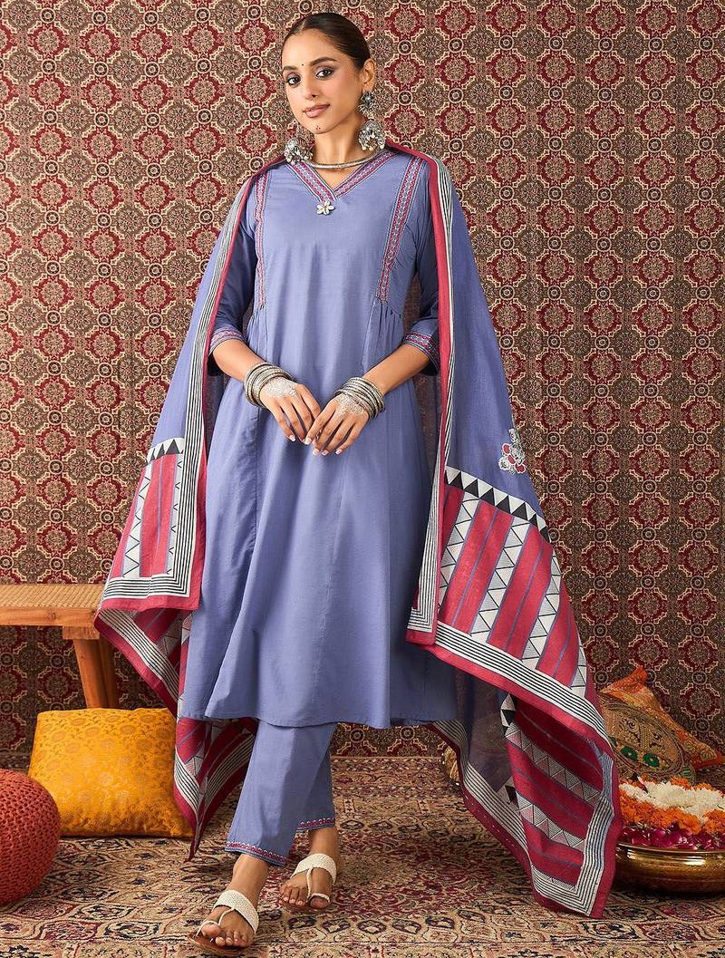 Ethnic Motifs Embroidered Sequinned Pure Cotton Kurta With Trousers & Dupatta