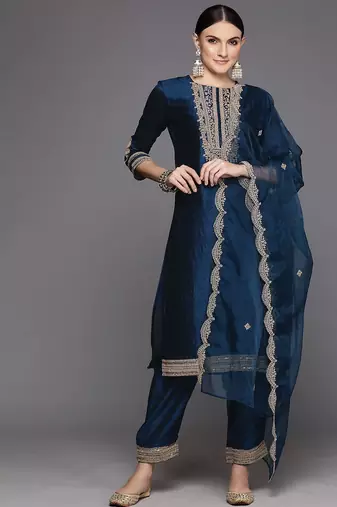 Women Floral Yoke Design Regular Sequinned Kurta with Trousers & Dupatta