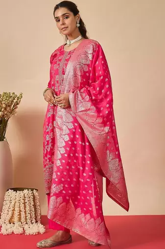 Women Ethnic Motifs Regular Kurta with Trousers & With Dupatta