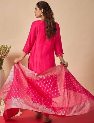 Women Ethnic Motifs Regular Kurta with Trousers & With Dupatta 3